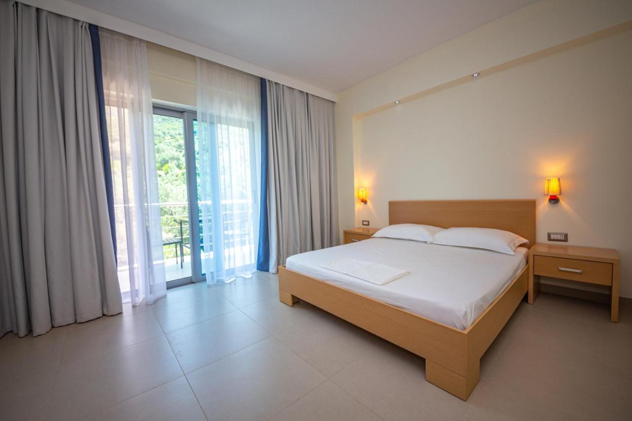 Hotel Borshi Ngoại thất bức ảnh