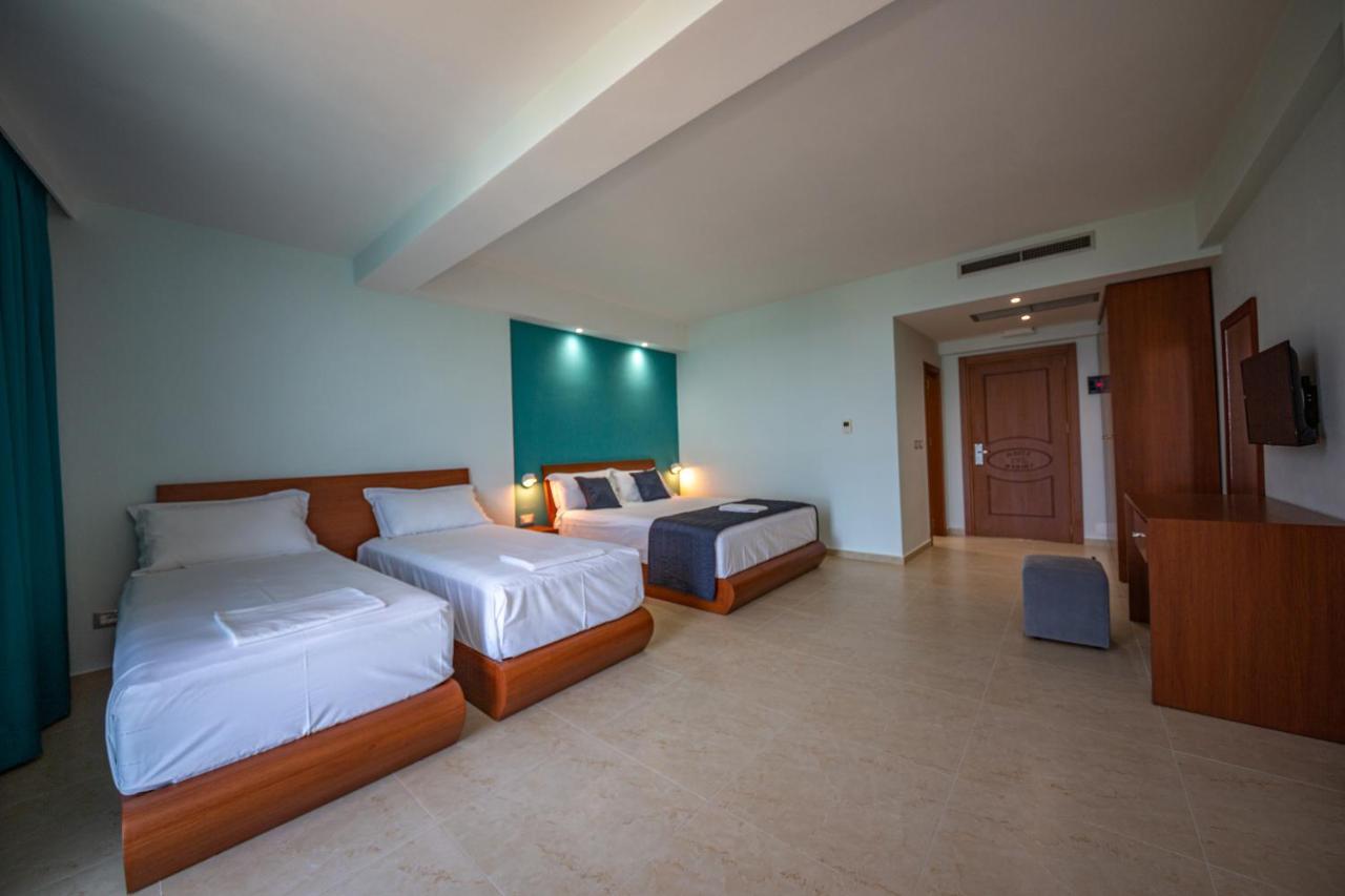 Hotel Borshi Ngoại thất bức ảnh