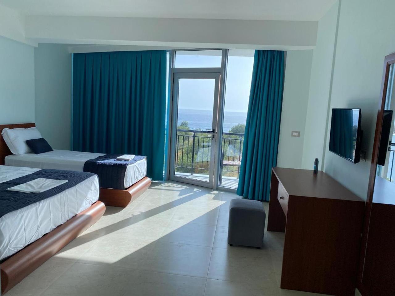 Hotel Borshi Ngoại thất bức ảnh