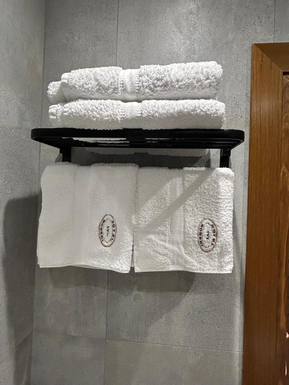 Hotel Borshi Ngoại thất bức ảnh