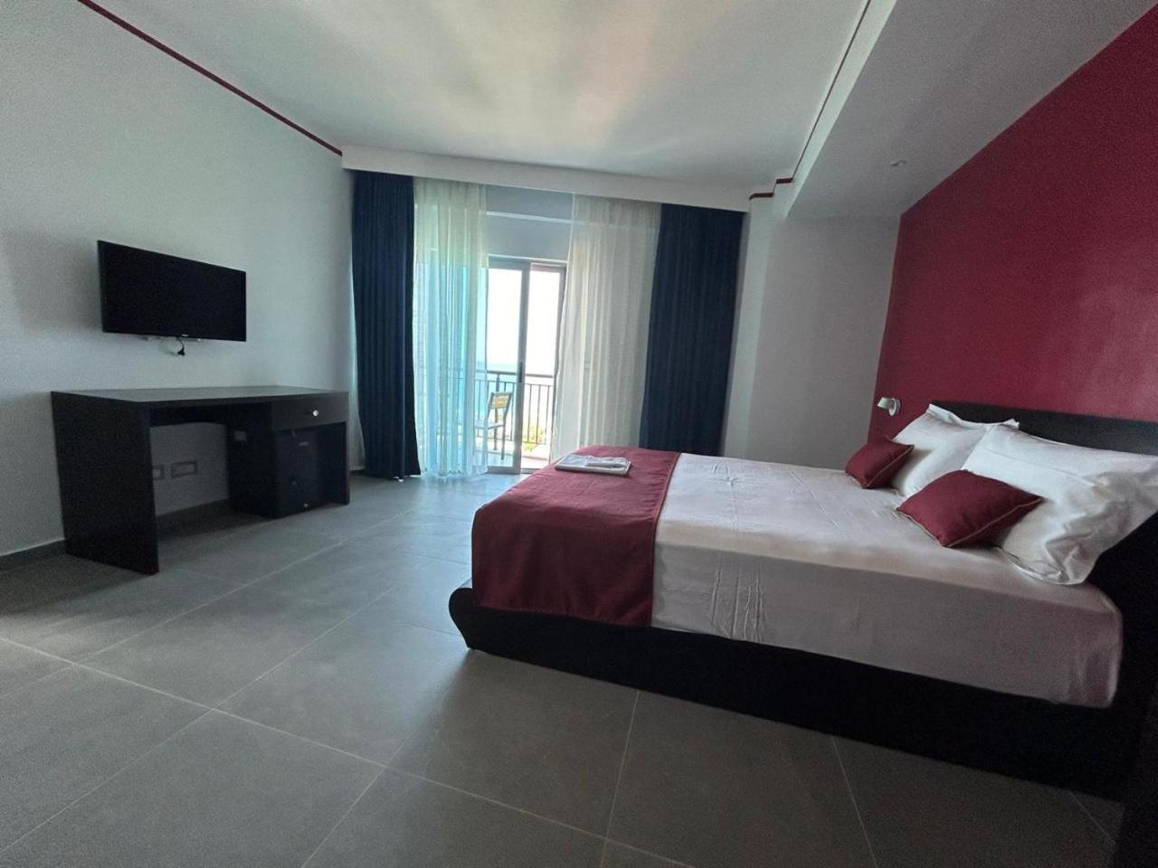 Hotel Borshi Ngoại thất bức ảnh