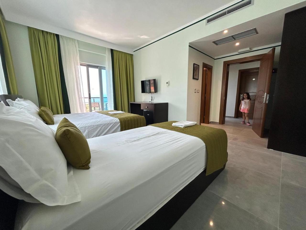 Hotel Borshi Ngoại thất bức ảnh