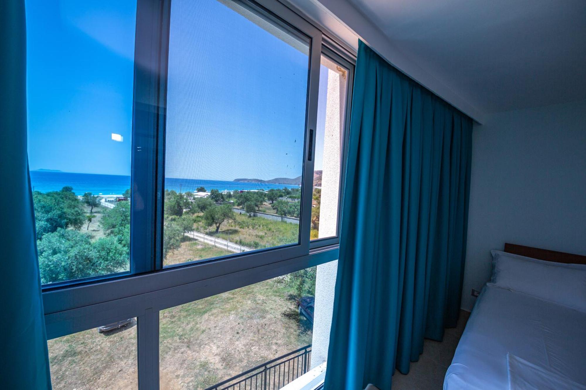Hotel Borshi Phòng bức ảnh
