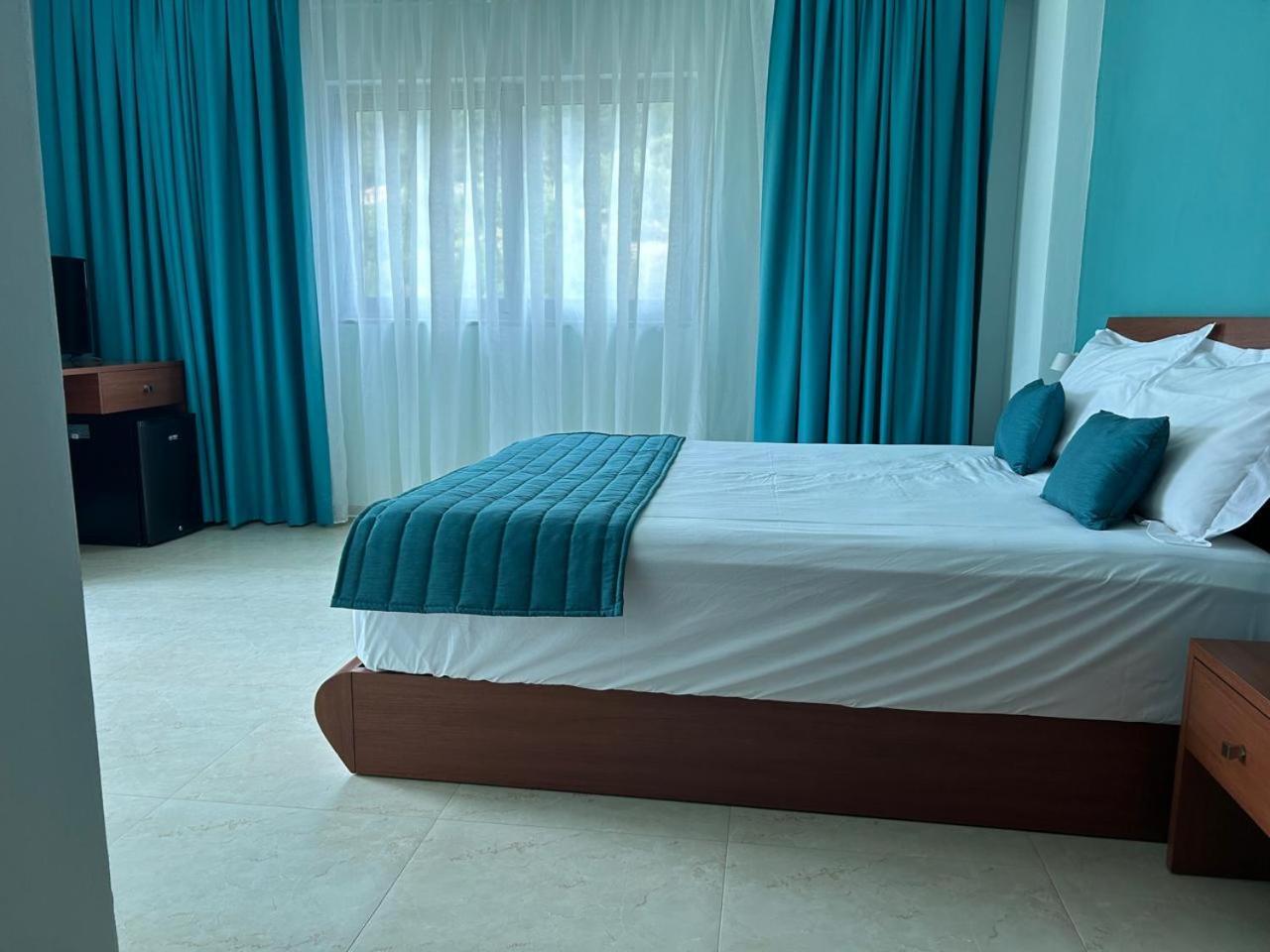 Hotel Borshi Ngoại thất bức ảnh